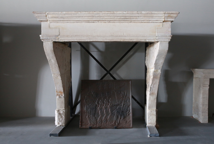 Antike Schloss Kamin