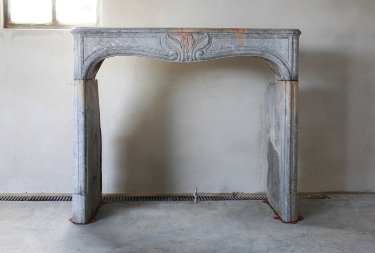 antiker Marmor Steinkamin