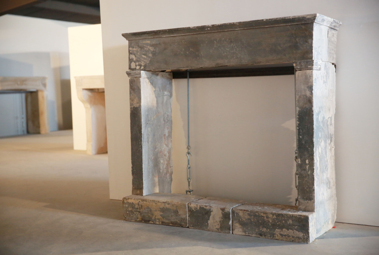 Antiker französischer Kamin